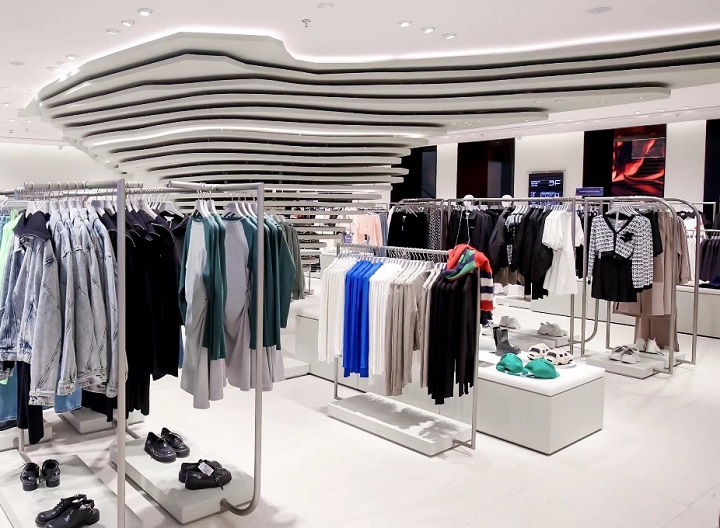 UR 2022年开业43家新店 诠释“感官享悦，玩味时尚”的长期主义